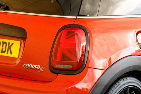 Mini Hatchback Hatchback 2.0 Cooper S Sport II 3dr 9