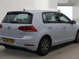 Volkswagen Golf 1.5 TSI EVO SE Nav DSG Euro 6 (s/s) 5dr 4