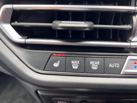 BMW 1 Series 1.5 118i M Sport (LCP) Hatchback 5dr Petrol DCT Euro 6 (s/s) (136 ps) 12