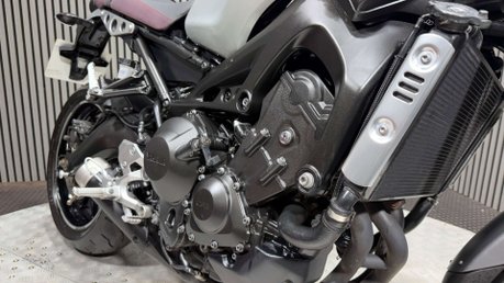 Yamaha XSR900 HERITAGE MT09 2016 ONLY 19K STUNNING MODERN RETRO 900CC 32