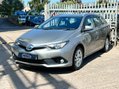 Toyota Auris VVT-I ICON TECH TOURING SPORTS 3