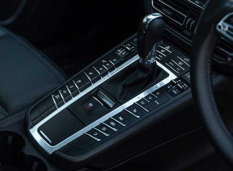 Porsche Macan GTS PDK 17