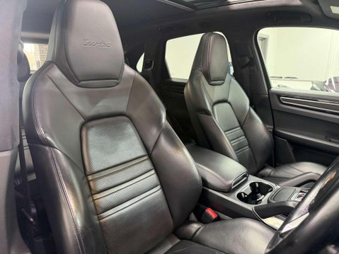Porsche Cayenne 4.0 Cayenne V8 T Auto 4WD 5dr 27