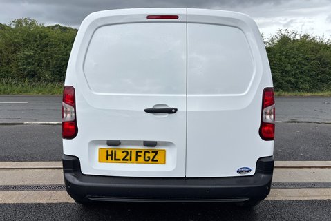 Vauxhall Combo L1H1 2300 100 ps Dynamic Panel Van - No VAT 10