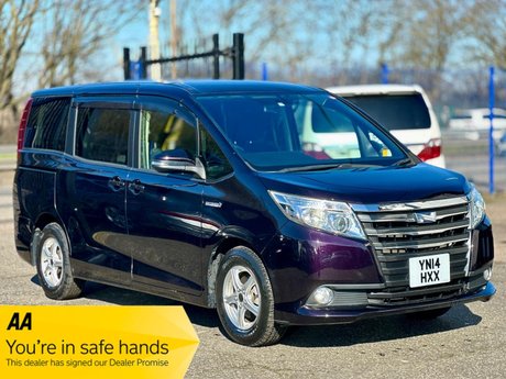 Toyota Noah Hybird 7 Seaters