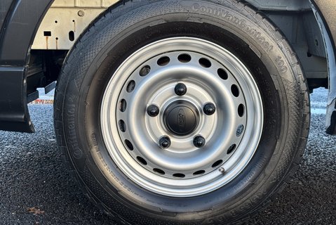 Ford Transit 350 Srw L2 130ps Dropside with PH150 Crane 34