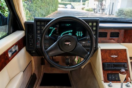 Aston Martin Lagonda Series IV 14