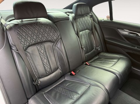 BMW 7 Series 3.0 740ld xDrive M Sport Auto 4WD 4dr 13