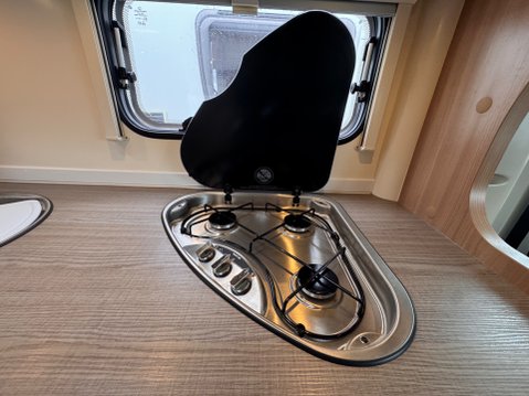 Bailey Approach Advance 665 39