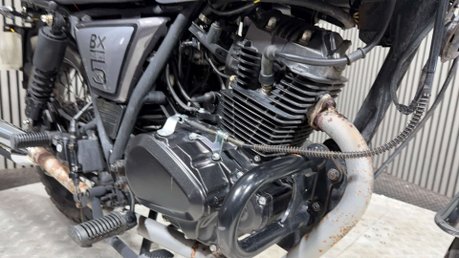 Brixton BX 2020 ONLY 8K GOOD RUNNING PROJECT BIKE 125CC BOBBER 23