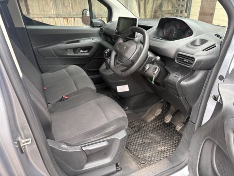 Peugeot Partner BLUEHDI PROFESSIONAL L1 10