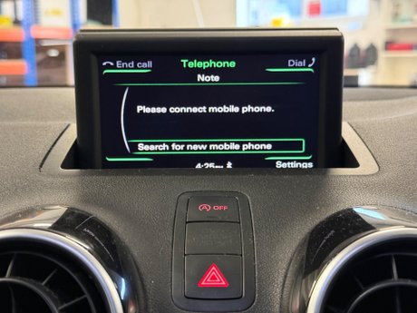 Audi A1 1.4 TFSI S line S Tronic Euro 5 (s/s) 3dr 25