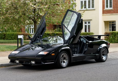 Lamborghini Countach 5000 QV