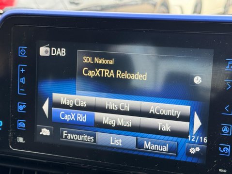 Toyota C-HR 1.2 VVT-i Dynamic Euro 6 (s/s) 5dr 15