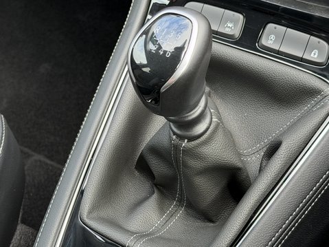 Vauxhall Grandland 1.2 Turbo GS Line 5dr 28