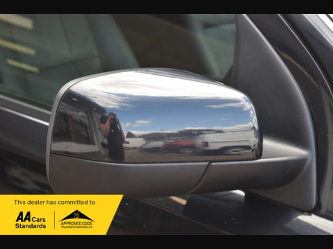 Land Rover Freelander 2.2 Freelander HSE SD4 Auto 4WD 5dr 18
