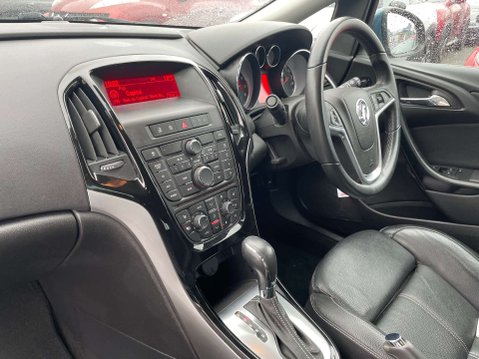 Vauxhall Astra 1.6 Astra Elite Auto 5dr 15