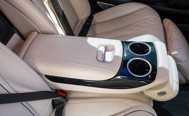 Mercedes-Benz M Class S650 16