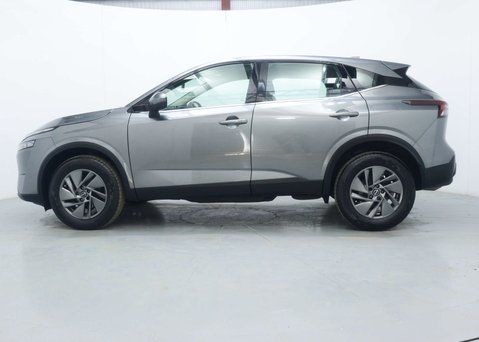 Nissan Qashqai 1.3 DIG-T MHEV Acenta Premium SUV 5dr Petrol Hybrid XTRON Euro 6 (s/s) (158 9