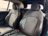 Mini Convertible 1.5 Cooper Convertible 2dr Petrol Steptronic Euro 6 (s/s) (136 ps) 38