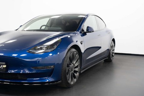 Tesla Model 3 Model 3 Performance AWD 4WD 4dr 21