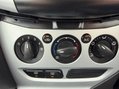 Ford Focus 1.6 Zetec Euro 5 5dr 14