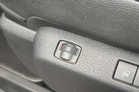 Toyota Proace Verso 2.0D Family Medium MPV 5dr Diesel Auto MWB Euro 6 (s/s) (8 Seat) (180 ps) 33