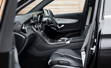 Mercedes-Benz GLC 63 S 4Matic 16