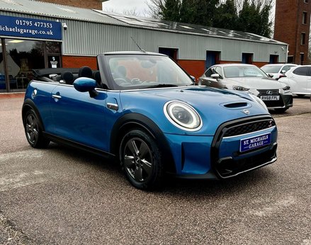 Mini Convertible 2.0 Cooper S Classic 2dr 4