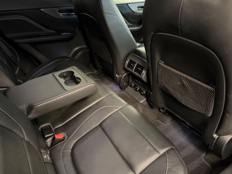 Jaguar F-Pace 3.0 D300 V6 S Auto AWD Euro 6 (s/s) 5dr 13