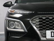 Hyundai KONA PREMIUM 25