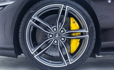 Ferrari Roma SPIDER 13
