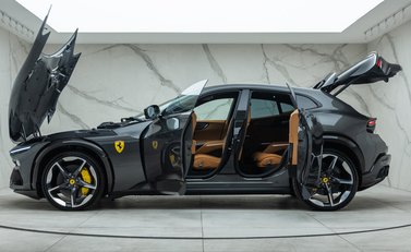 Ferrari Purosangue 6