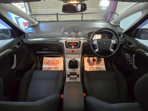 Ford S-Max 2.0 TDCi Titanium 5dr 3