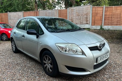 Toyota Auris TR VVT-I S/S -PART EXCHANGE TO CLEAR - MOT 25TH FEB 2027 1