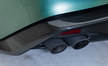 Aston Martin Vanquish Zagato Speedster 32