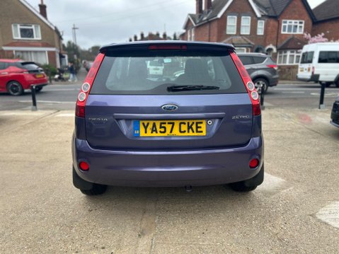 Ford Fiesta ZETEC CLIMATE 16V 10