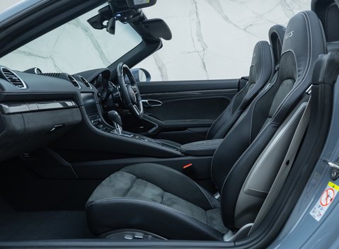 Porsche 718 BOXSTER GTS PDK 19