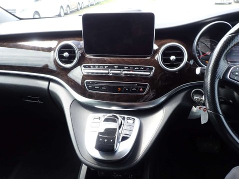 Mercedes-Benz V Class 2.2 V220d BlueTEC MPV 5dr Diesel G-Tronic+ Euro 6 (s/s) 7 Seat (163 ps) 12