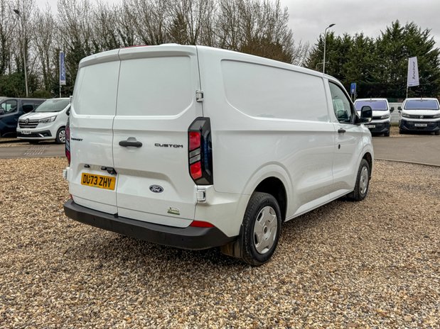 Ford Transit Custom SWB L1H1 Low Roof Trend 280 Air Con Cam Carplay Sensors EURO 6 6
