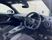 Audi TT 2.0 TFSI Black Edition Coupe 3dr Petrol S Tronic quattro Euro 6 (s/s) (230 9