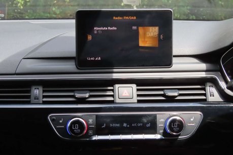 Audi A4 2.0 TDI 40 Black Edition S Tronic Euro 6 (s/s) 4dr 10