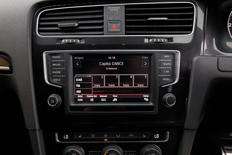 Volkswagen Golf GTI DSG 23