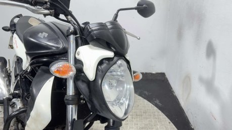 Suzuki Gladius 650 2012, 54K, 650CC RUNNING NAKED, SPARES/REPAIR/PROJECT 28