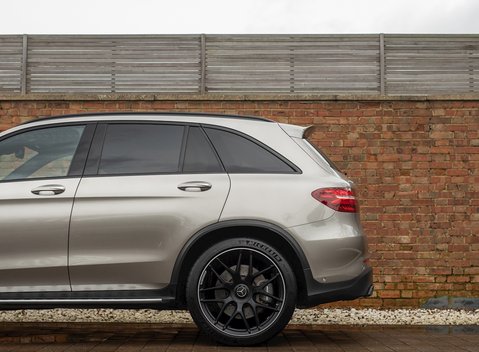 Mercedes-Benz GLC 63 4Matic 27