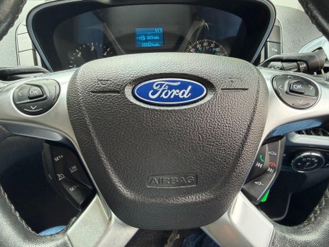 Ford Transit Custom 2.2 TDCi 290 Limited Panel Van 5dr Diesel Manual L2 H1 (186 g/km, 123 bhp) 37