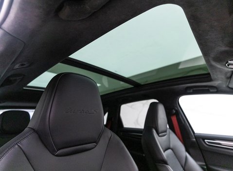 Porsche Cayenne Turbo S E-Hybrid 12