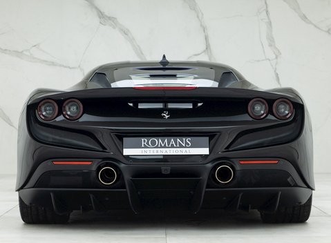 Ferrari F8 Tributo 5