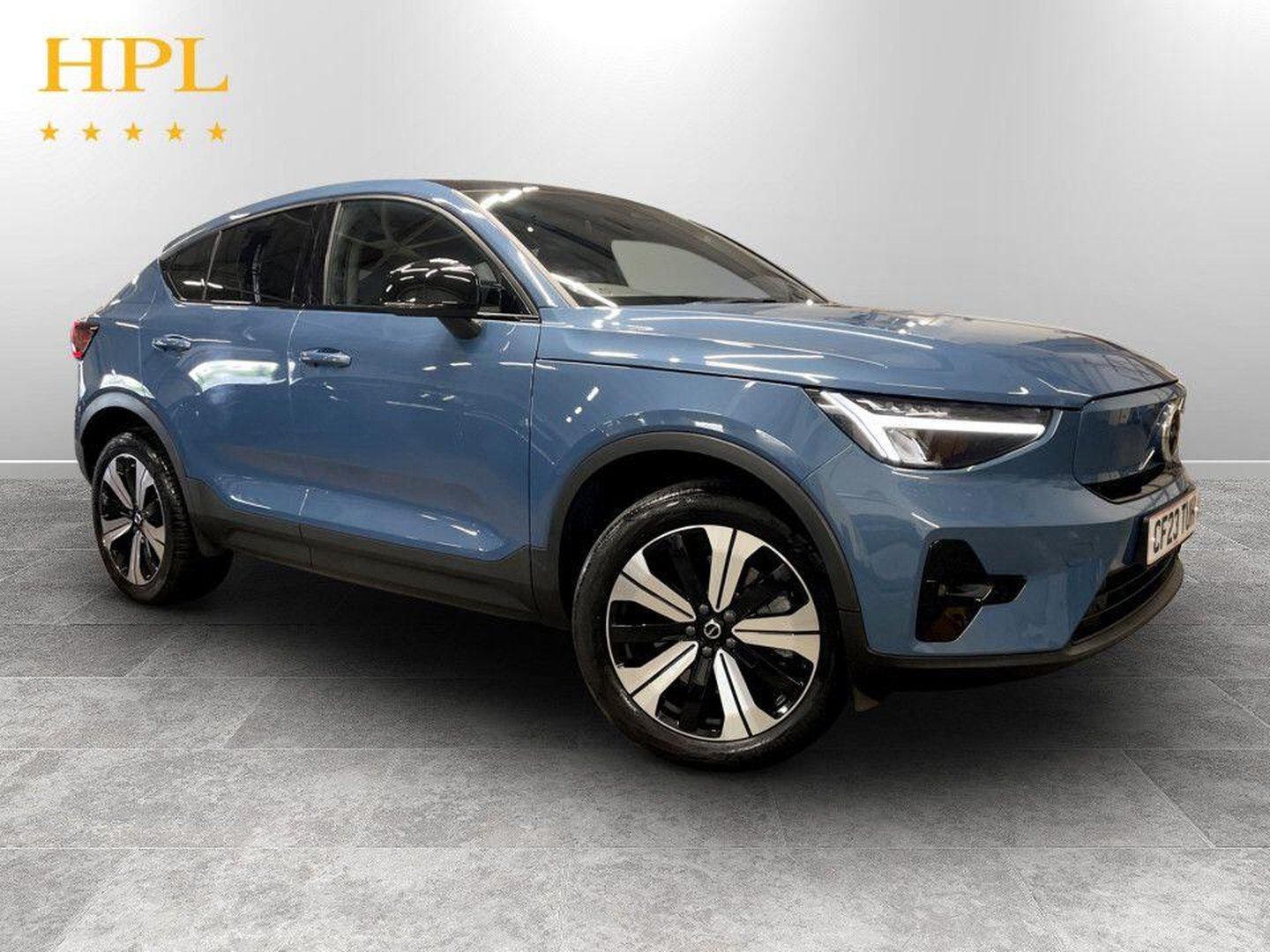 Volvo C40 listing photo
