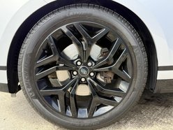 Land Rover Range Rover Velar 2.0 P250 Dynamic HSE SUV 5dr Petrol Auto 4WD Euro 6 (s/s) (249 ps) 19